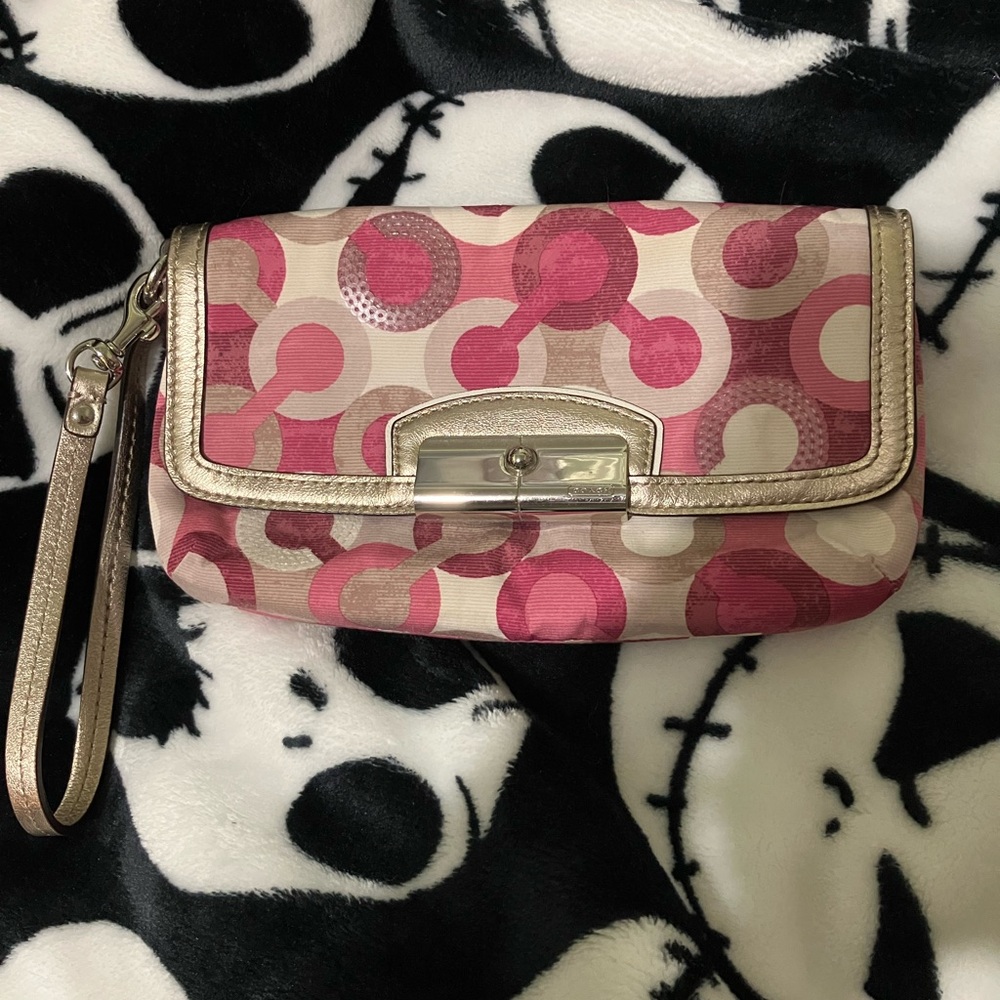 Coach wallet flap pink wristlet